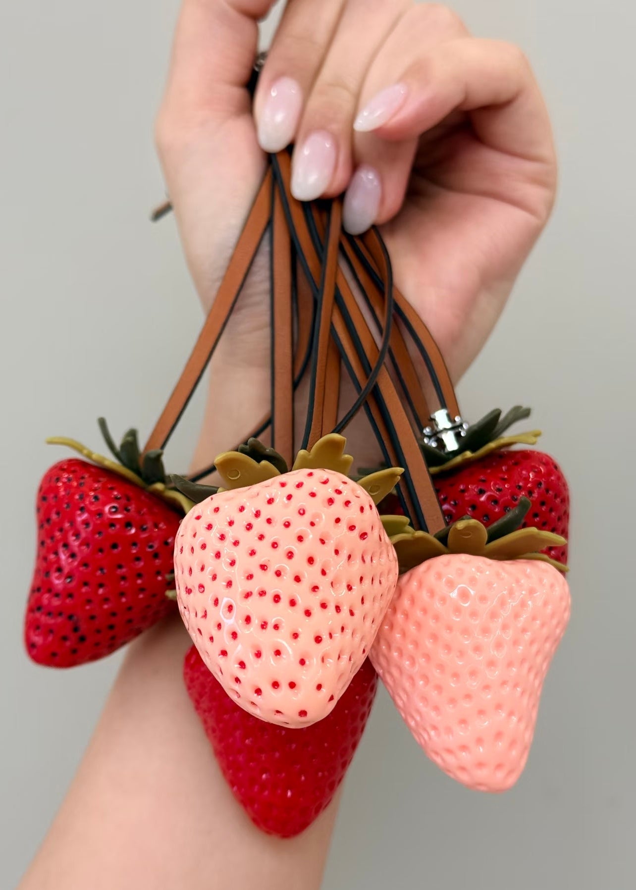 BerryEDC-Pink handmade strawberry pendant【2pcs/4pcs/6pcs】