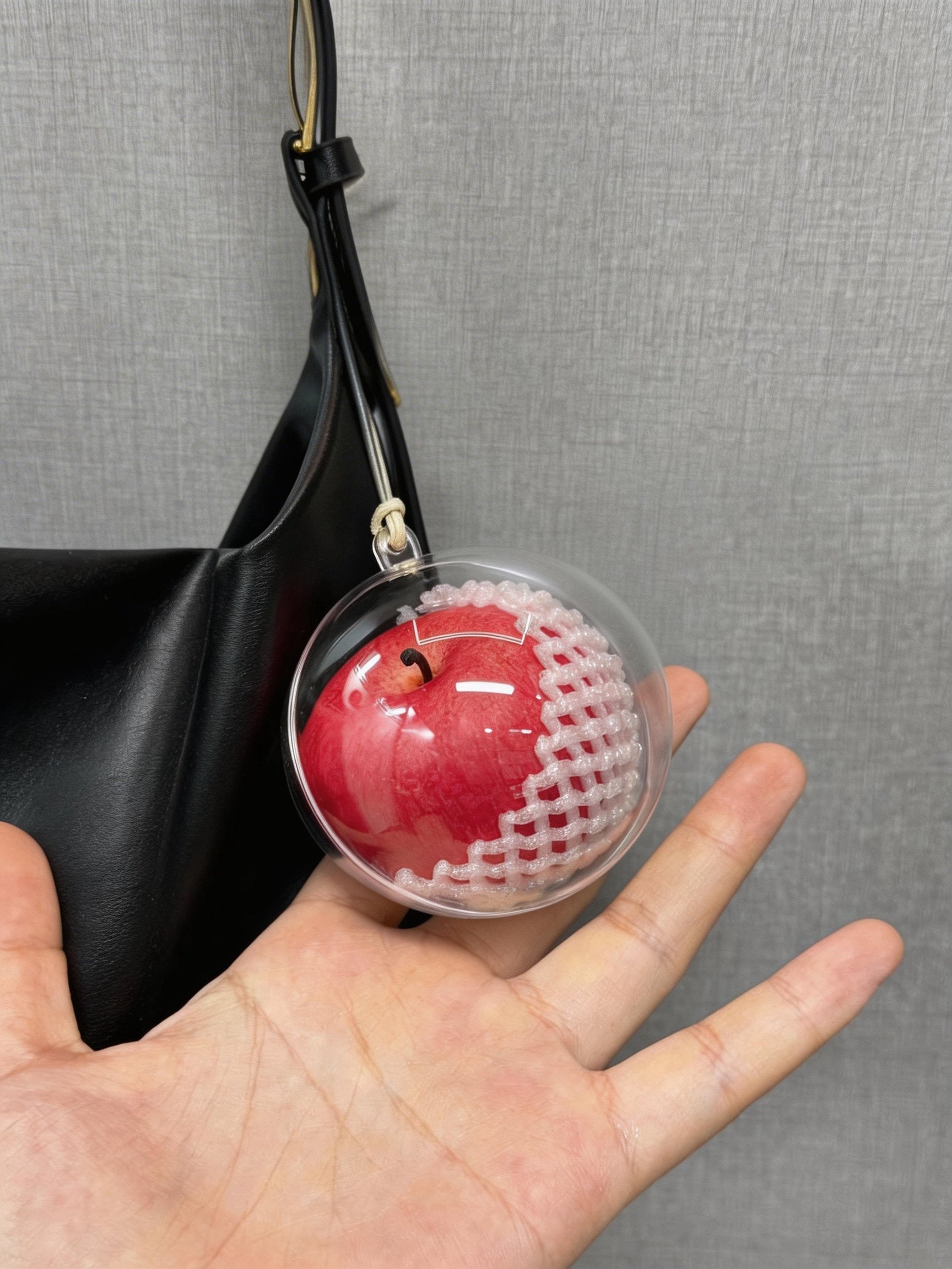 BerryEDC-Red handmade apple pendant【SIZE 5CM-With protective shell】